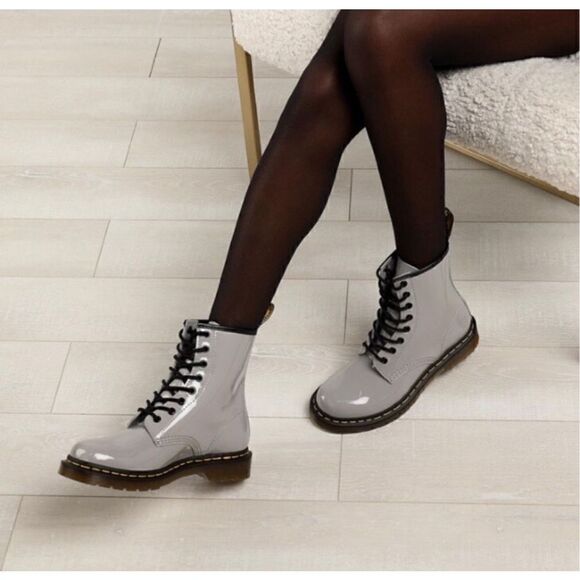 Doc Martens 1460 Zinc Grey Gray Slate Patent Lamper Women’s Boots, Size 7, NIB N - Picture 3 of 14